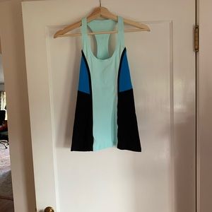 Bundle of 3 Lululemon Tank Tops NWOT size 4